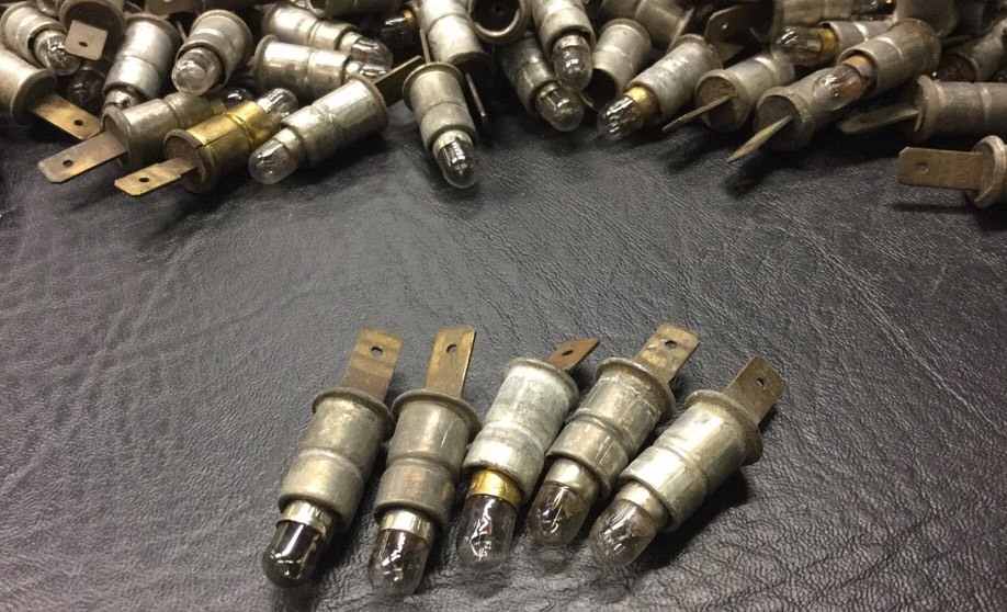 AirCooled Type 1 Speedo Cluster Bulb Holders 62-77