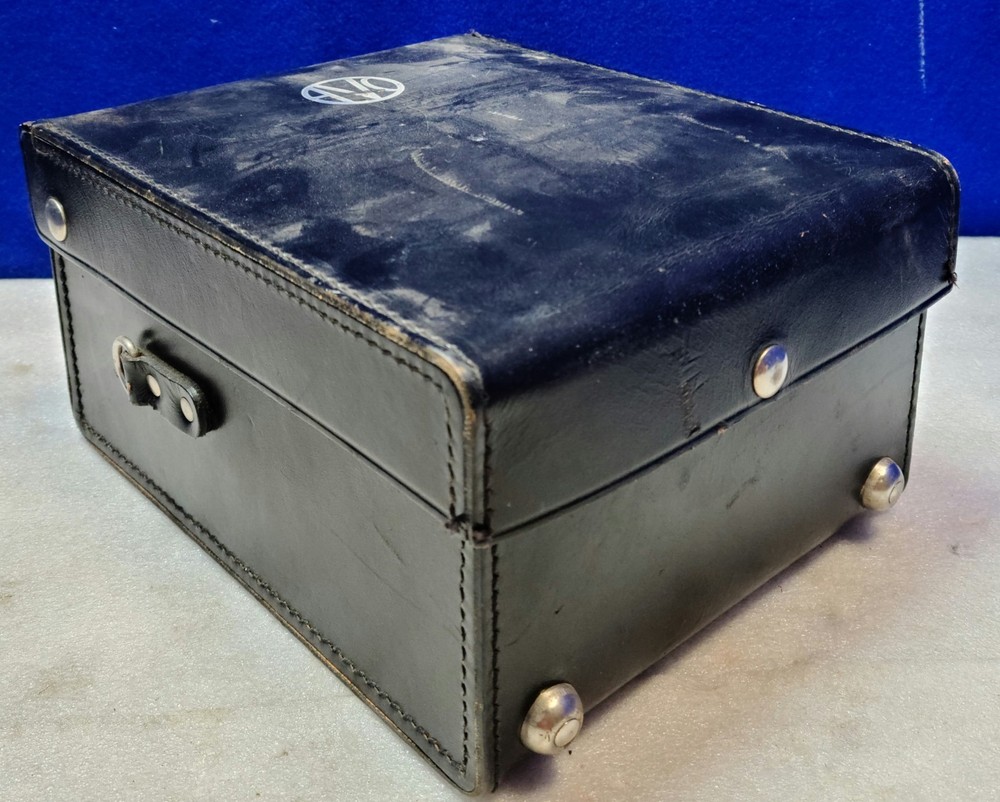 Vintage Avo LTD. Avometer 8 + accessories + case/handle