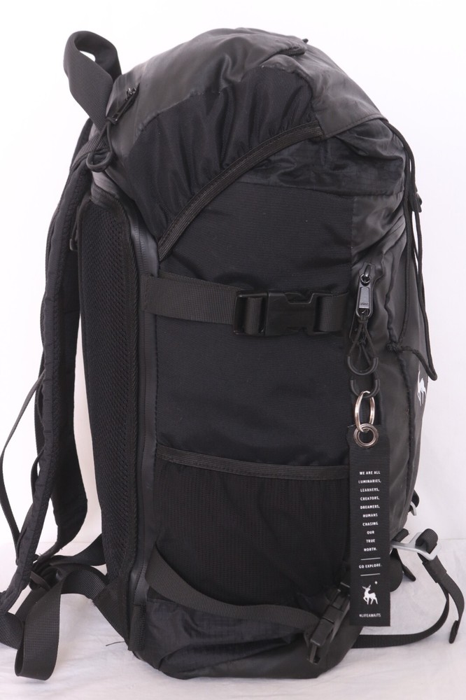 Brevite Black Padded Pull Strap Shoulder Straps Camping Hiking Backpack Bag