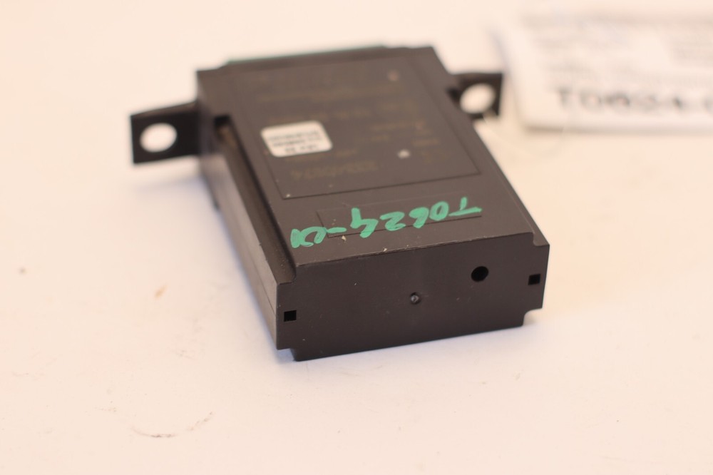 2018-2024 VOLVO VNL D13 CENTRAL KEYLESS LOCKING CONTROL MODULE UNIT OEM