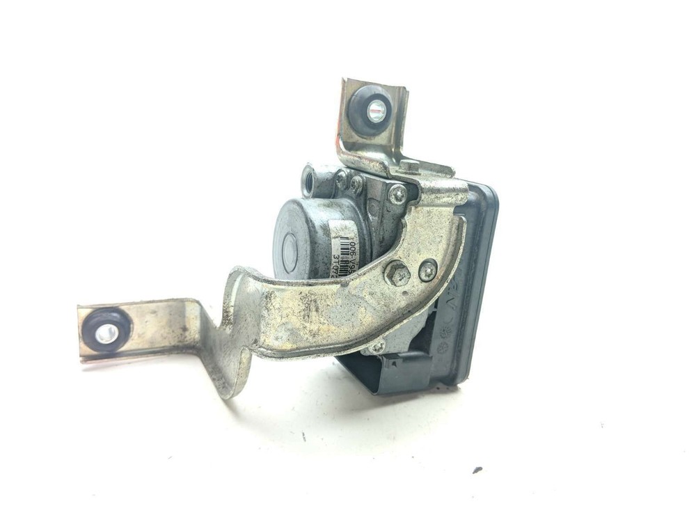 18 Suzuki Katana GSX-S750 ABS System Pump