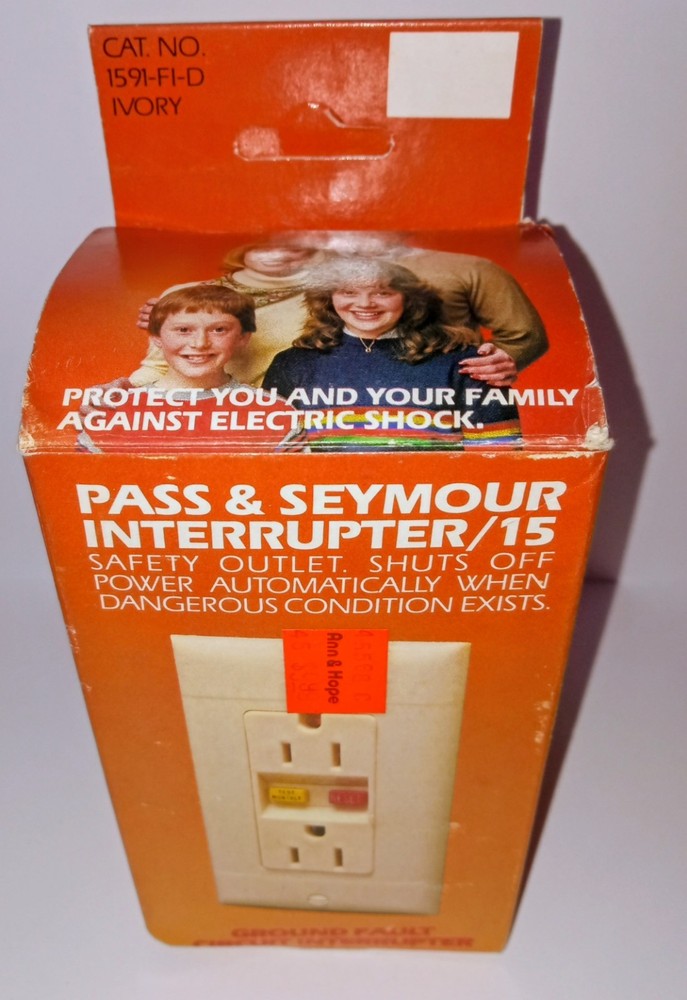 Pass & Seymour Interrupter/15 1591-FI-D NOS