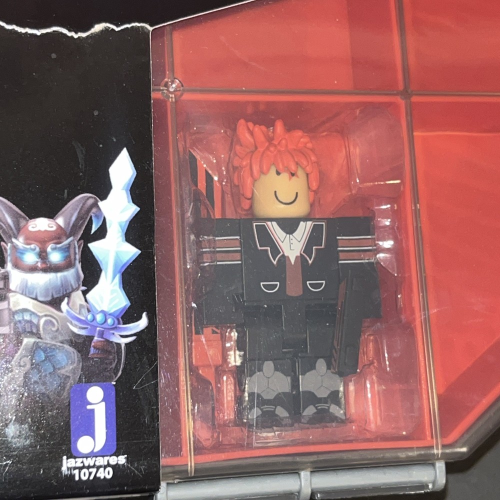 New Roblox Collector's Tool Box Carry Case Holds 32 Figures Virtual Item Code