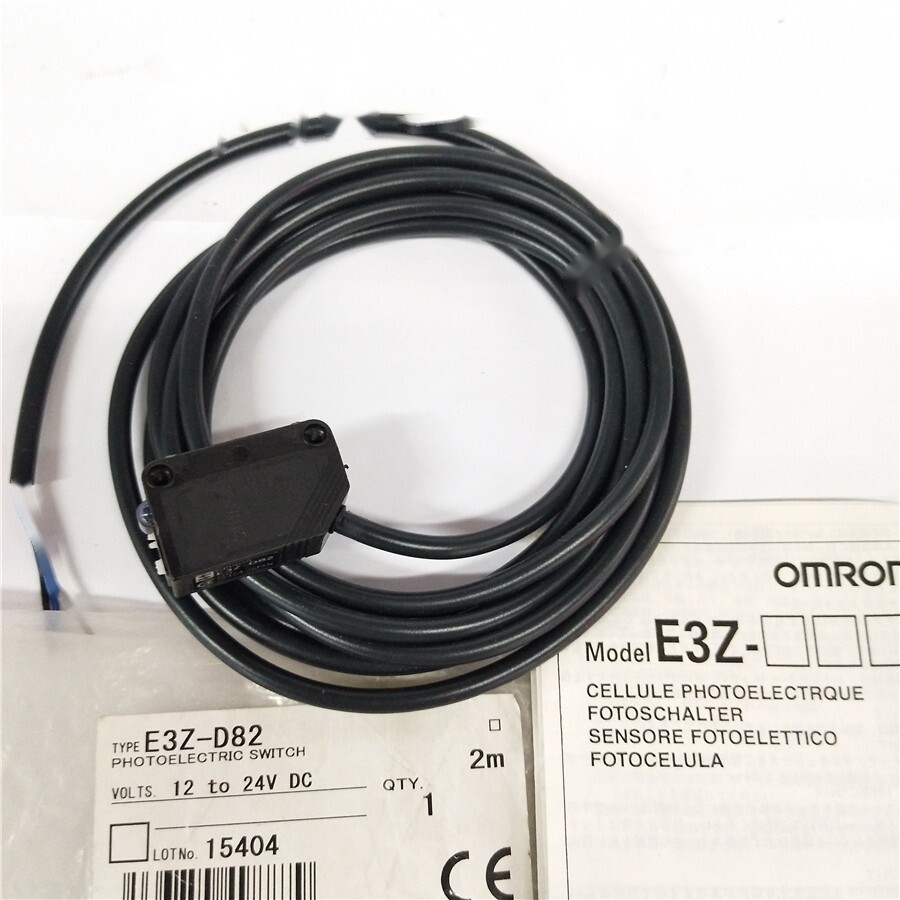1pc new E3Z-D82 PNP