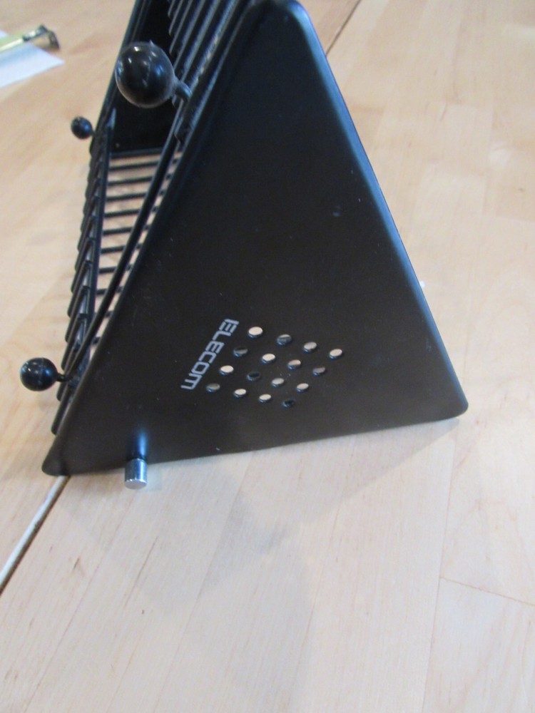 Elecom Metal CD Holder/ holds 14 CDs