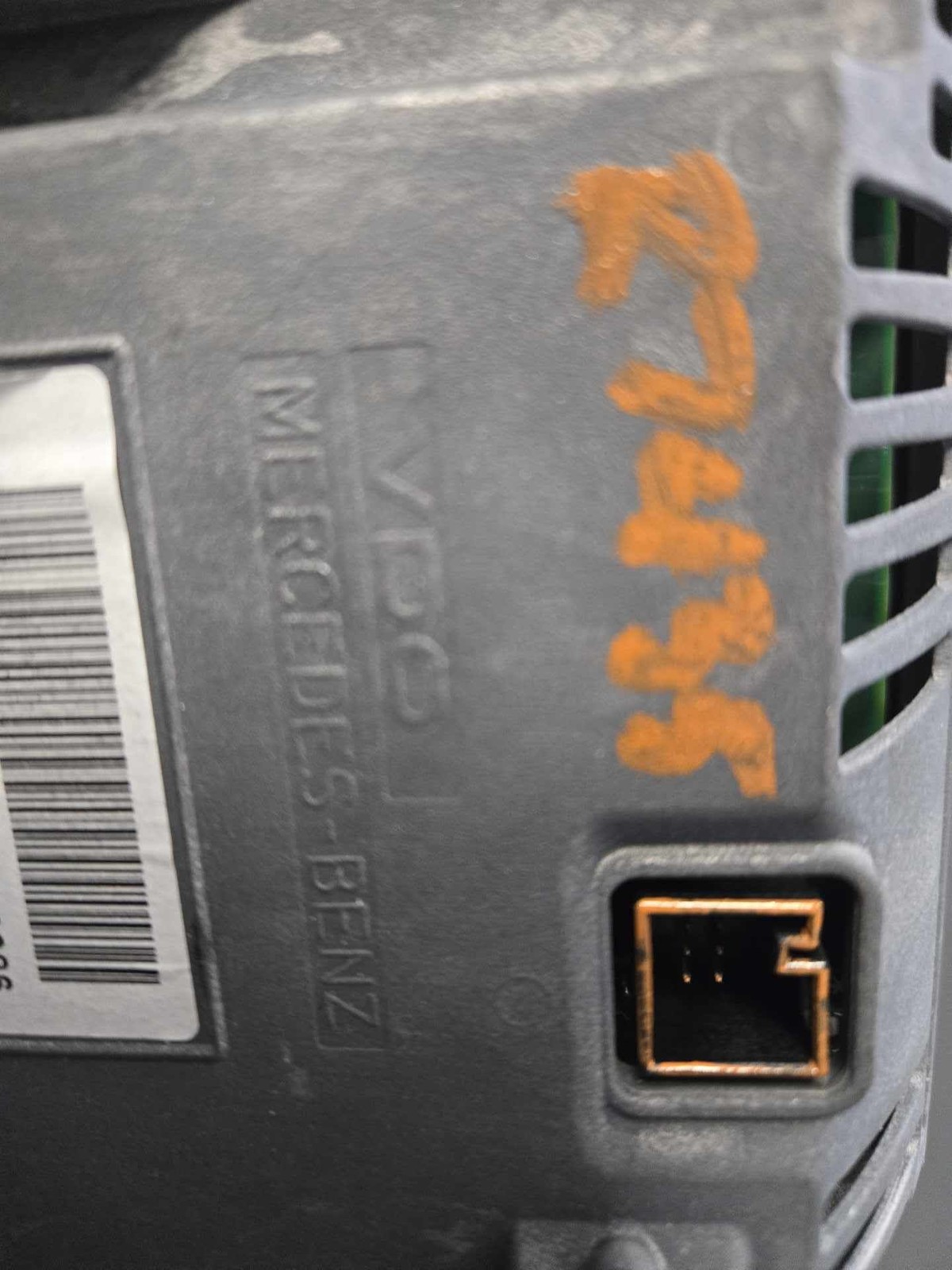 2013-2015 Mercedes Benz MB GLK350 250 Radio Display Screen 2129004407