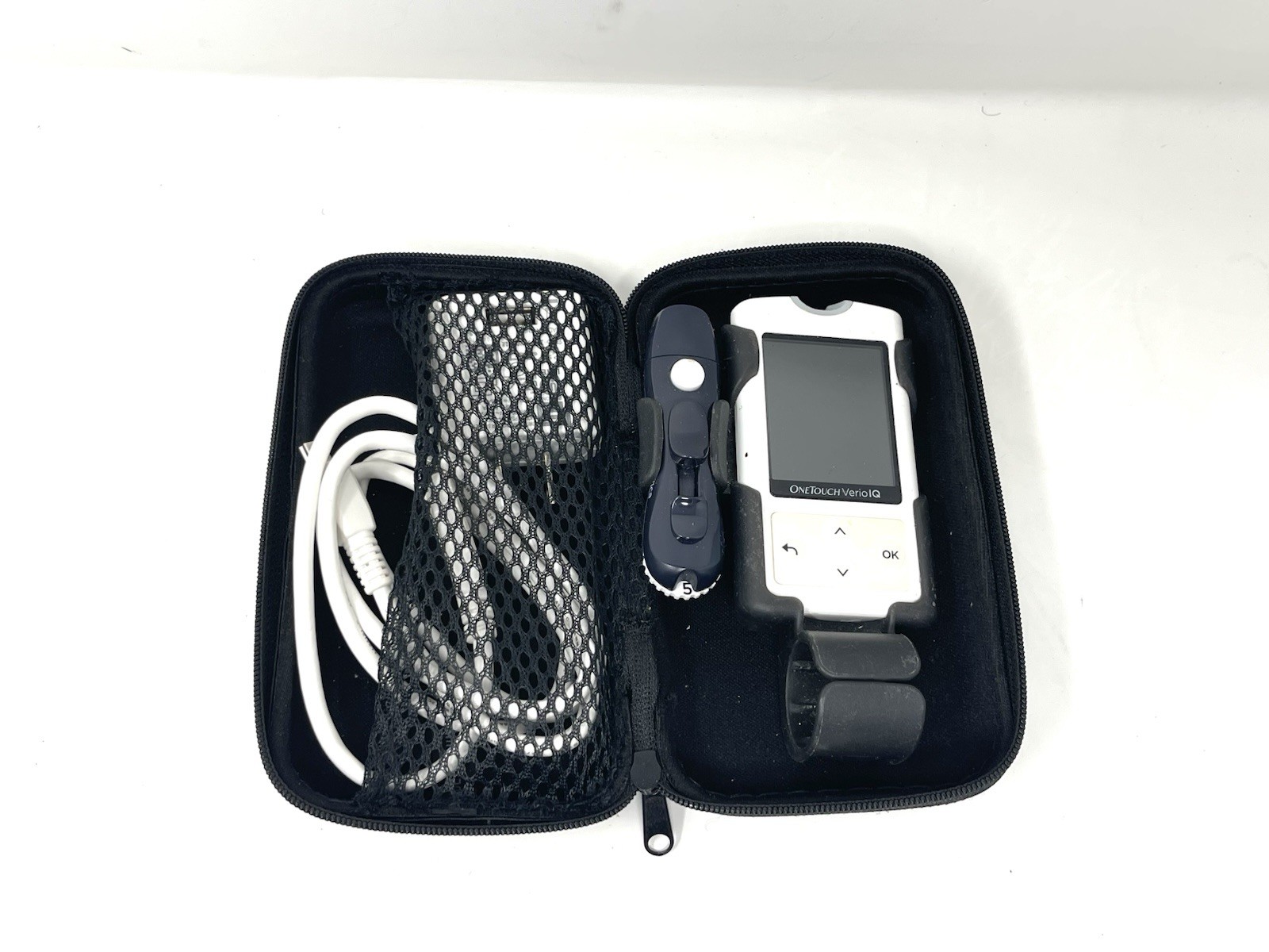 One Touch Verio IQ Rechargeable Blood Glucose Meter - Used & Works