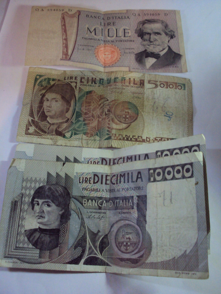 13 foreign bank  notes see description for countries