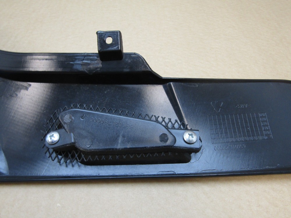 Benelli BN 125 2022 left centre fairing panel (13069)