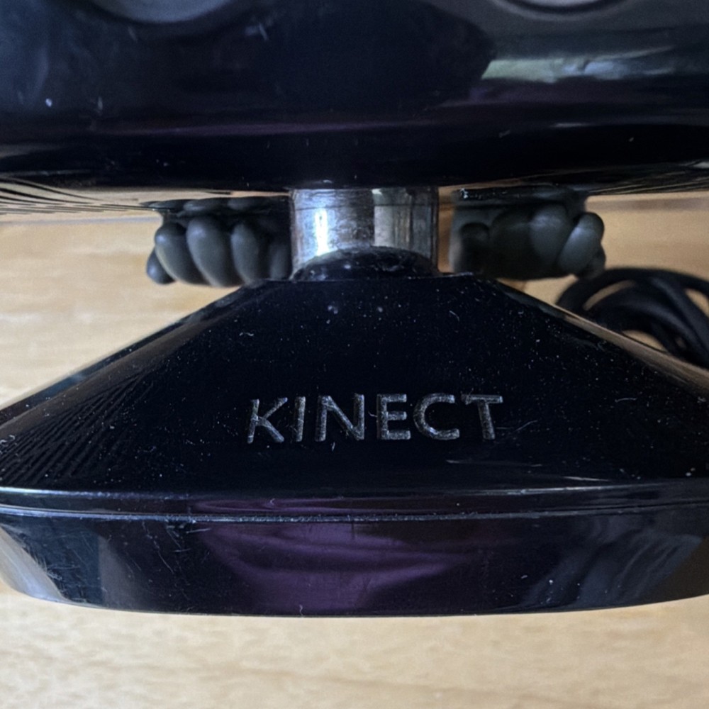 Microsoft Xbox 360 Kinect Model 1414 Motion Sen. Camera Black Wired - Untested