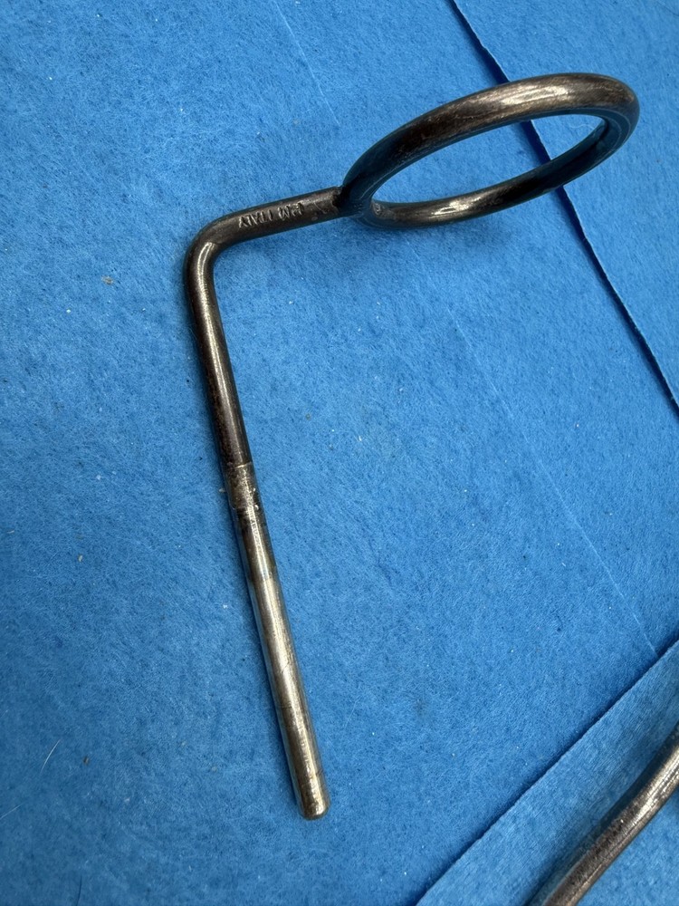 Silver Plate Wine Bottle Holder Pourer Sculpture Style Vtg Retro