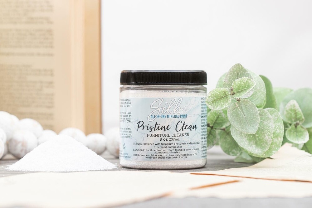 Dixie Belle Pristine Clean Deglosser  8 Oz