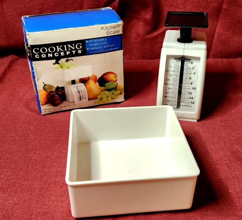 Kitchen Scale - Cooking Concepts Two-Piece Plastic 16 oz Capacity - Original Box