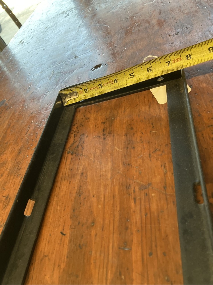 5V8438 Battery Frame