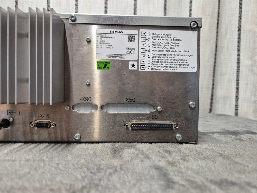 SIEMENS ULTRAMAT 23 Gas Analyzer