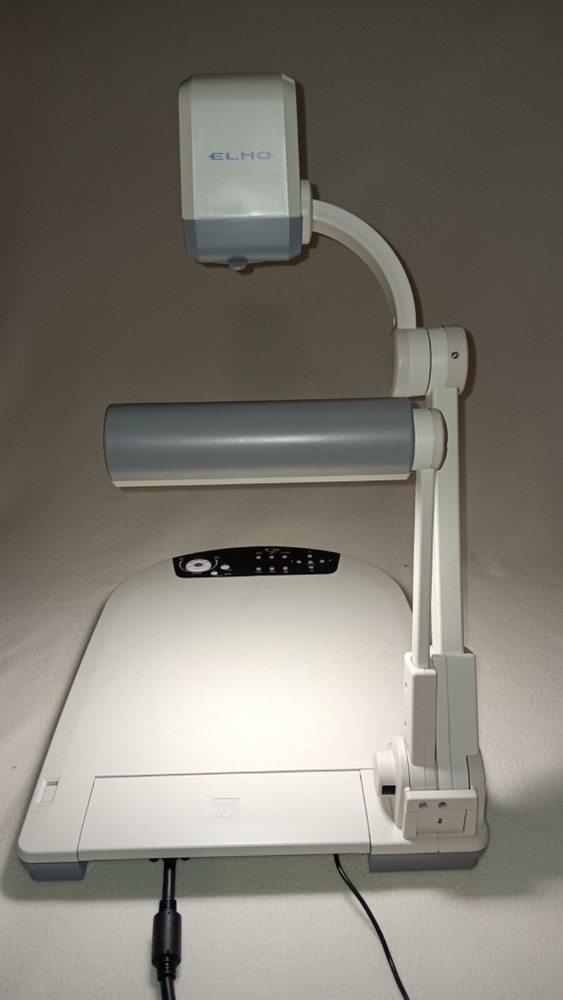 ELMO P-10 DOCUMENT CAMERA/ PRESENTER