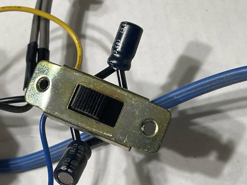 Marantz 1122DC - AC-DC Coupling Switch