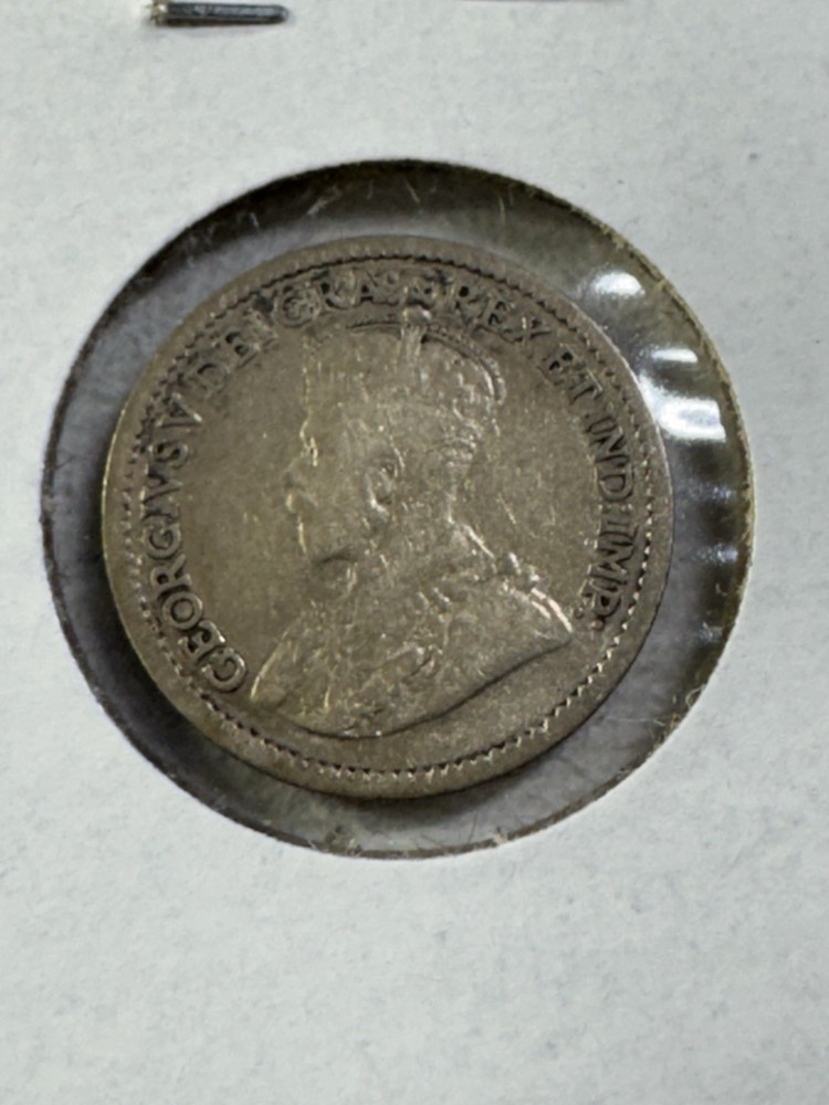1913 Canada 5 Cents Small Silver Coin Cleaned