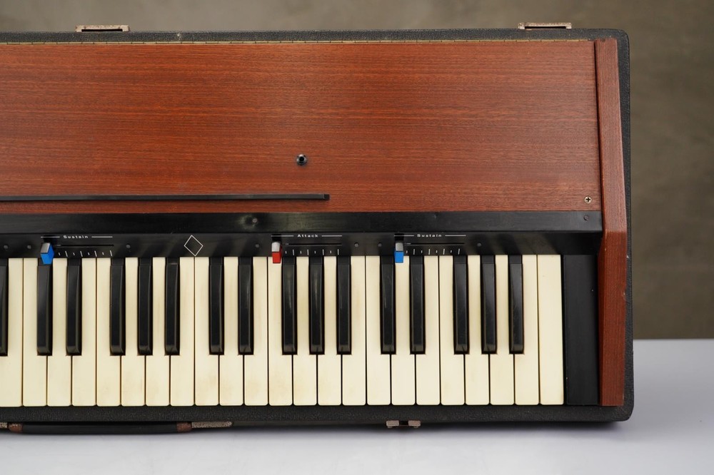 Logan String Melody Synthesizer #57571