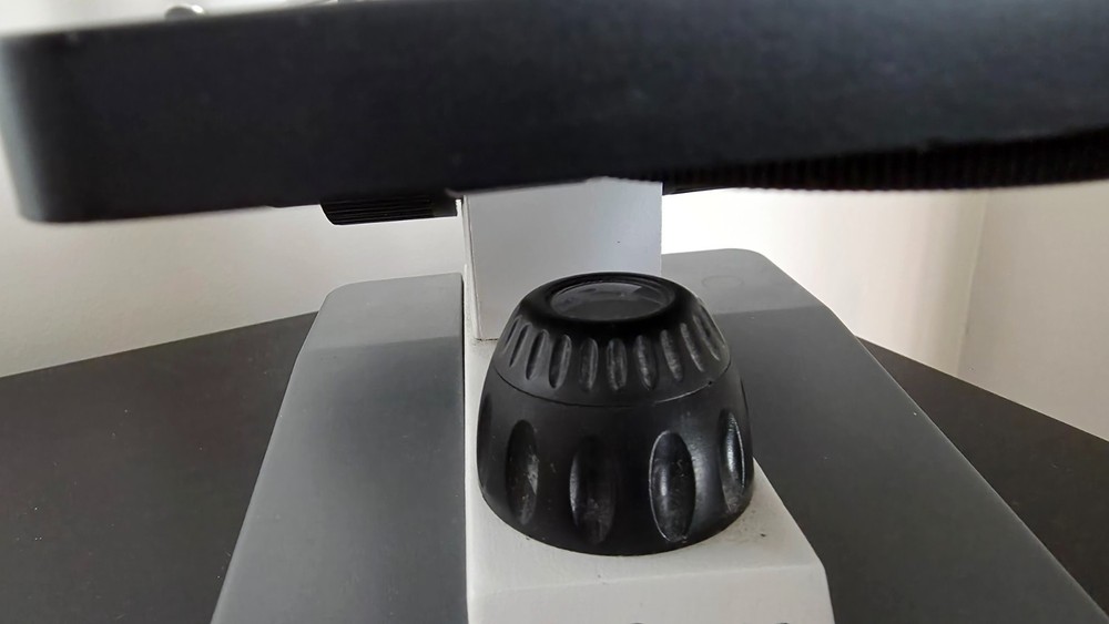 AmScope Portable Student Compound Microscope