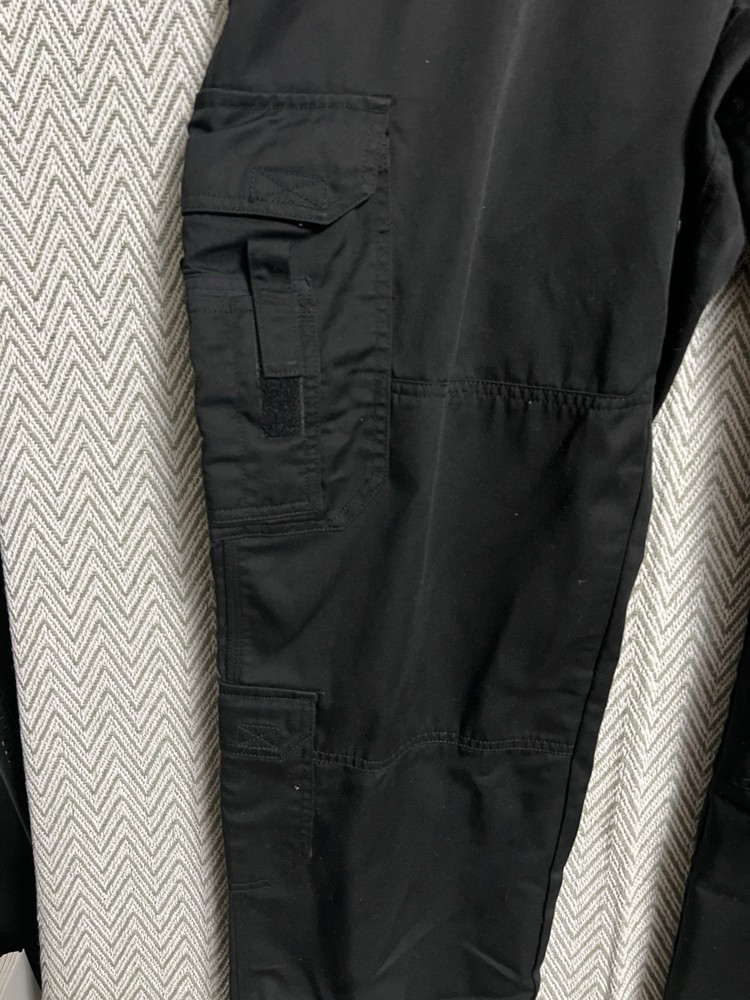 5.11 Tactical Black Cargo Pants 44/32 Solid Polyester Cotton