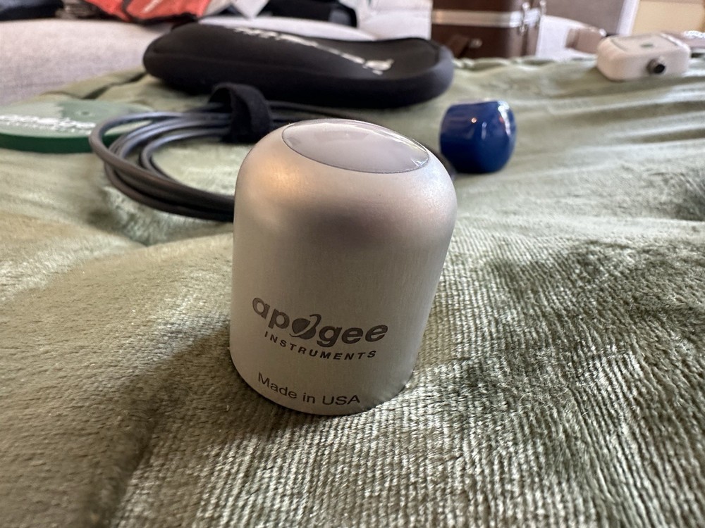 Apogee PQ-612 Package: microCache and ePAR Sensor with 2 meter cable + Extras