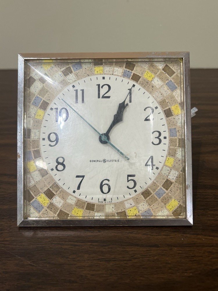 Vintage General Electric Wall Clock Model - Works #OB