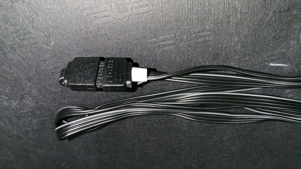 ASUS ROG STRIX 4-Pin EXTENSION LIGHT STRIP CABLE