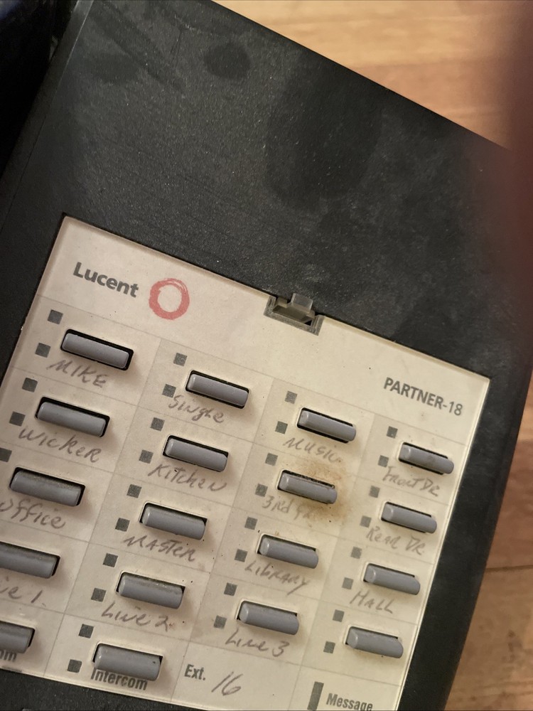 Lucent Partner-18 Handset