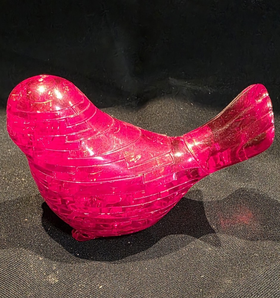 BePuzzled Original 3D Crystal Puzzle Shape Red Bird 47 Unique Interlock Pieces