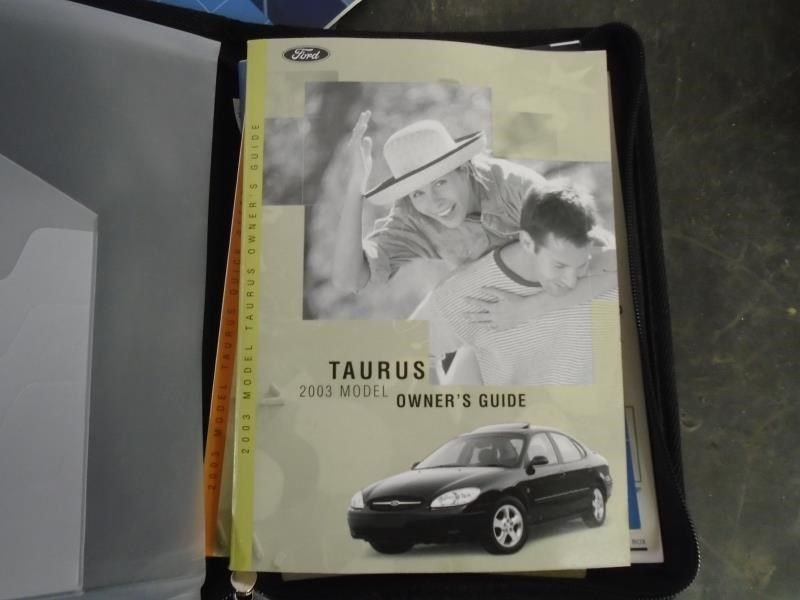 TAURUS 2003 Owners Manual 1071619