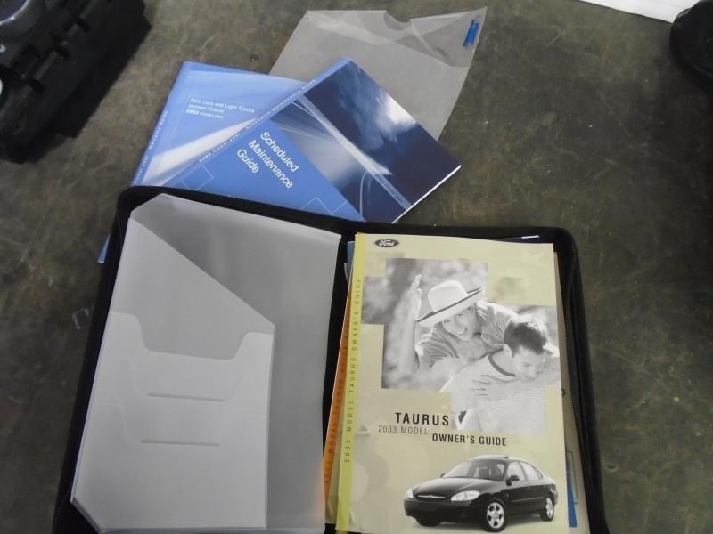 TAURUS 2003 Owners Manual 1071619