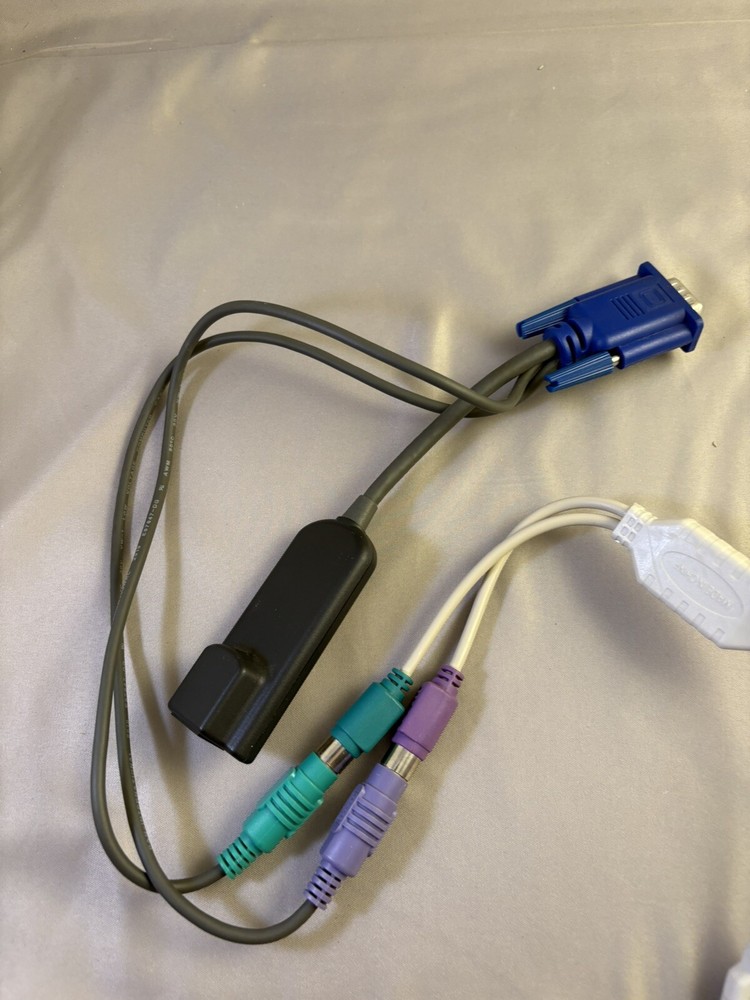 Avocent AVRIQ-PS2 520-306-507 PS2 KVM Server Interface Cable Adapter Module