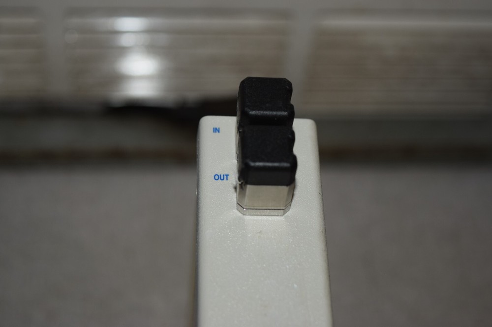 EXFO Electro Optical Engineering IQ-3100-B-EI Variable Attenuator