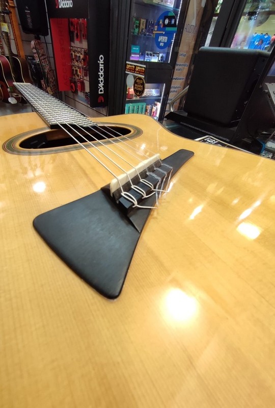 MARCHESINI GUITARS MODEL MACCAFERRI