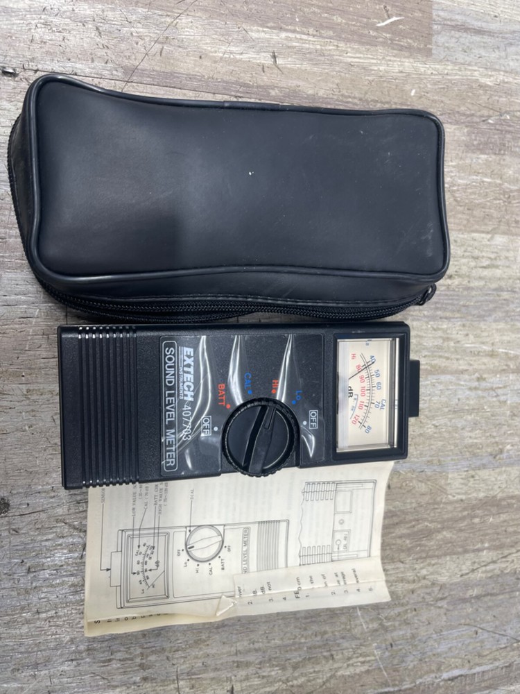 Extech Instruments 407703 Sound Level Meter barely used