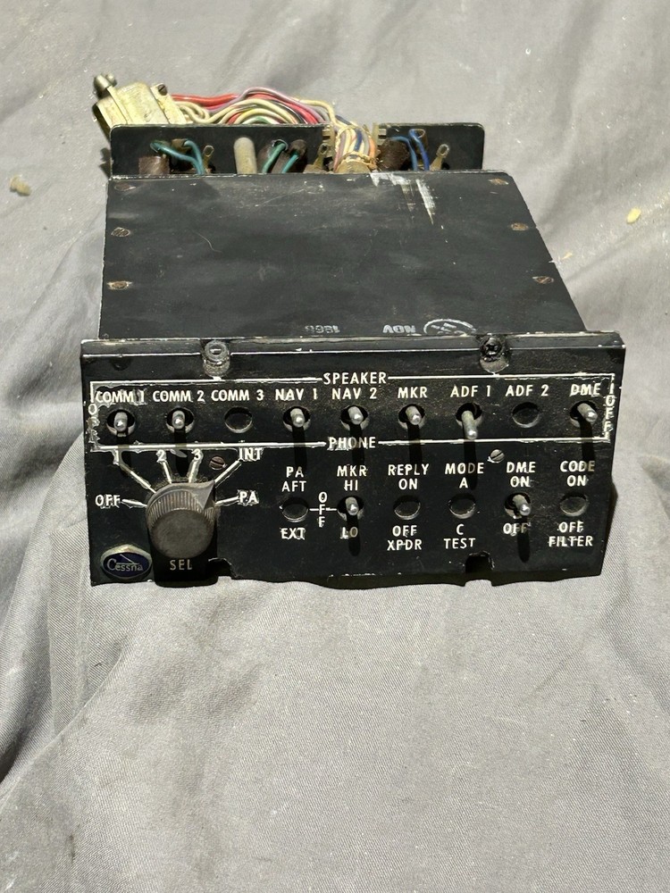 Cessna Aircraft Electrodelta Audio Speaker Amplifier Control Switch Panel Asm
