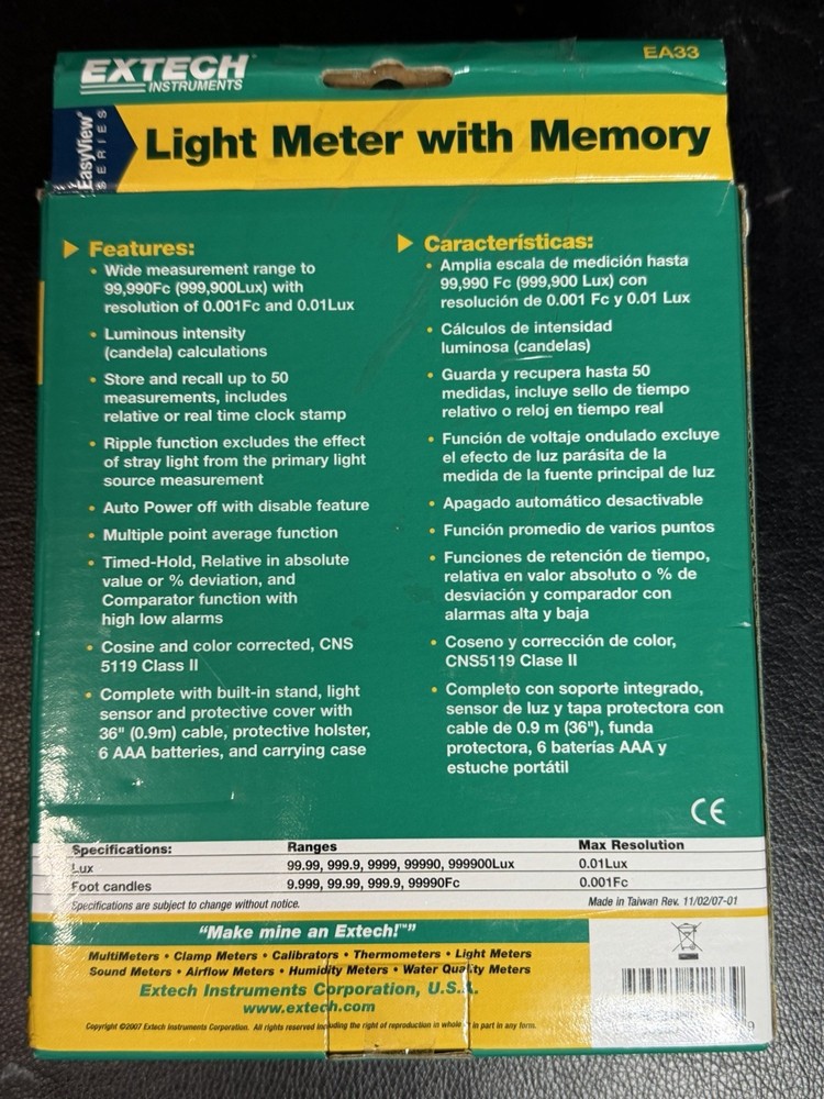 Extech® EA33 EasyView™ Light Meter w/ Memory Illuminance