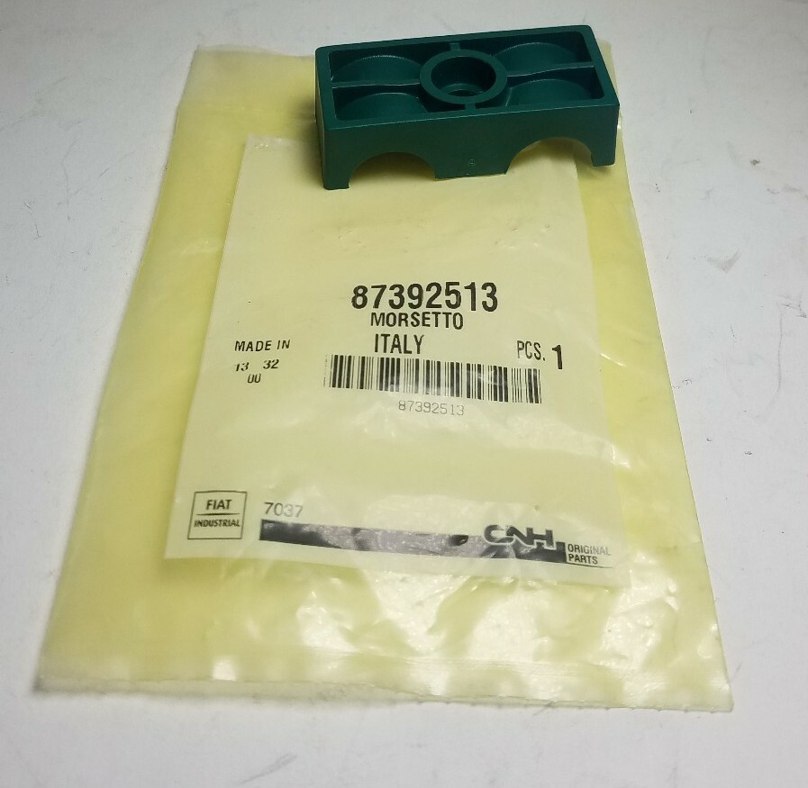 CNH 87392513 Clamp