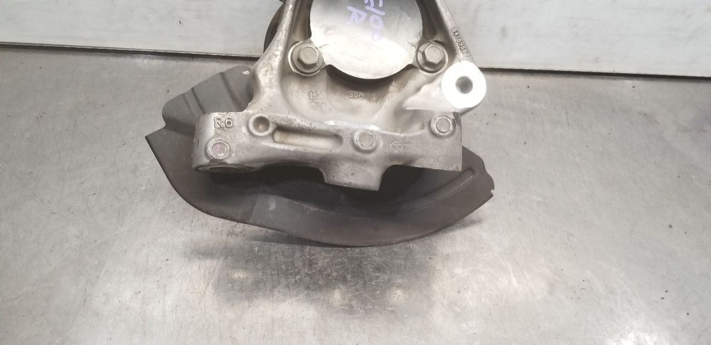 21 CHEVY CAMARO SPINDLE KNUCKLE FRONT RIGHT PASSENGER