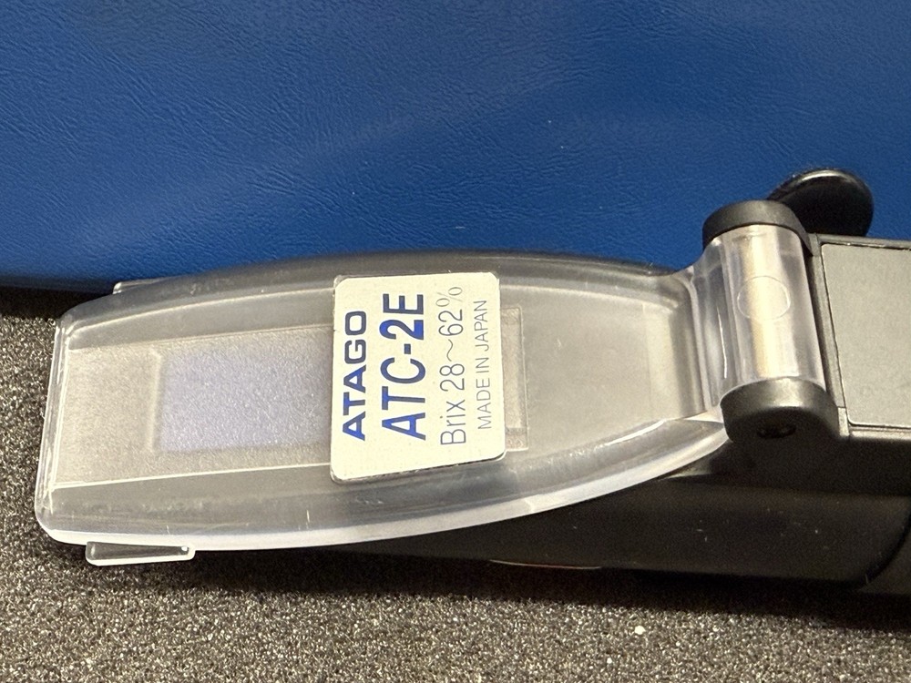 Atago ATC-2E Hand-Held Refractometer Pre owned Nice