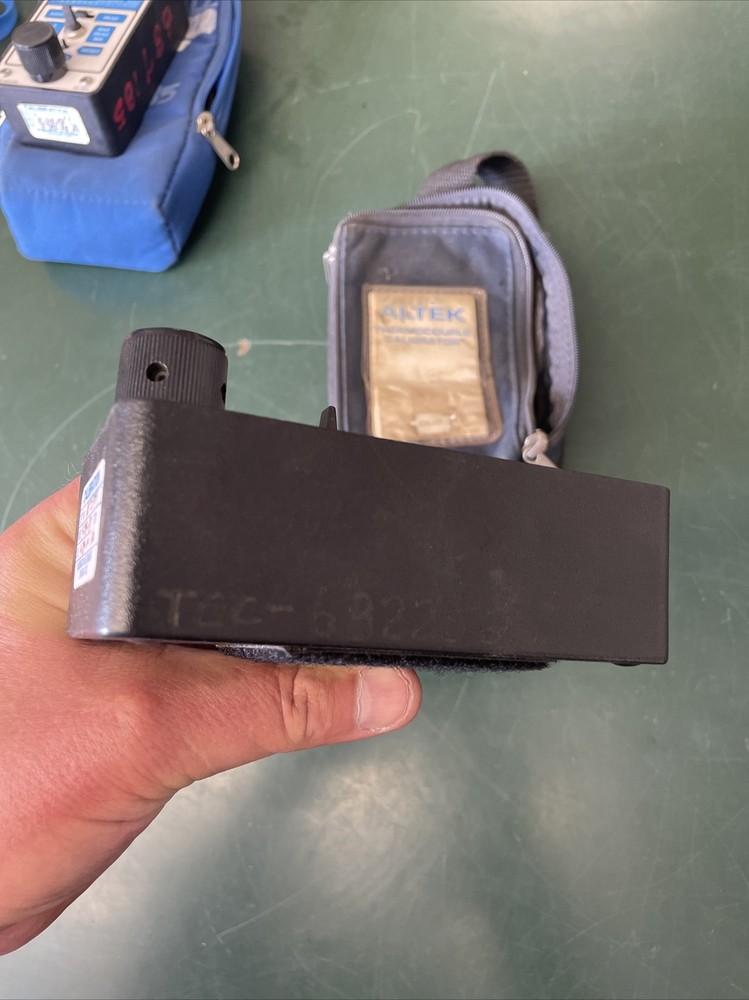 ALTEK TRANSCAT 5086T Universal Thermocouple CALIBRATOR