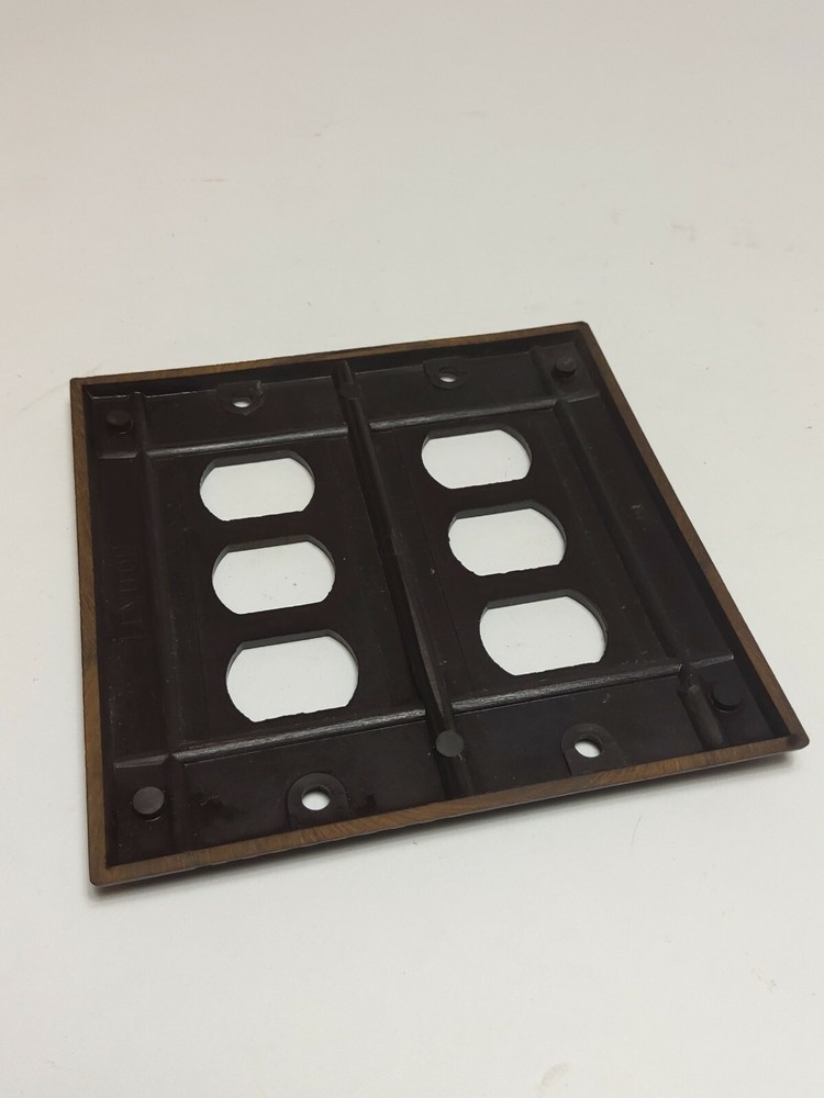 VINTAGE LEVITON BAKELITE DESPARD WALL SWITCH PLATE (NOS)