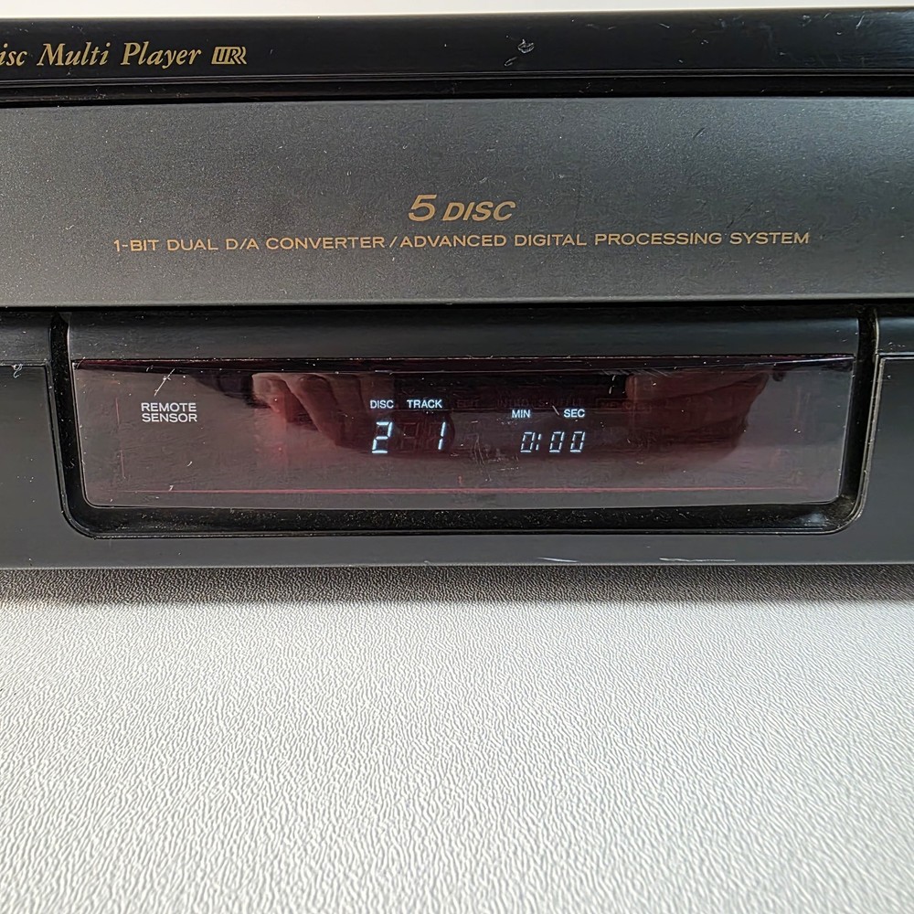 Teac PD-D1260 CD Changer No Remote Tested
