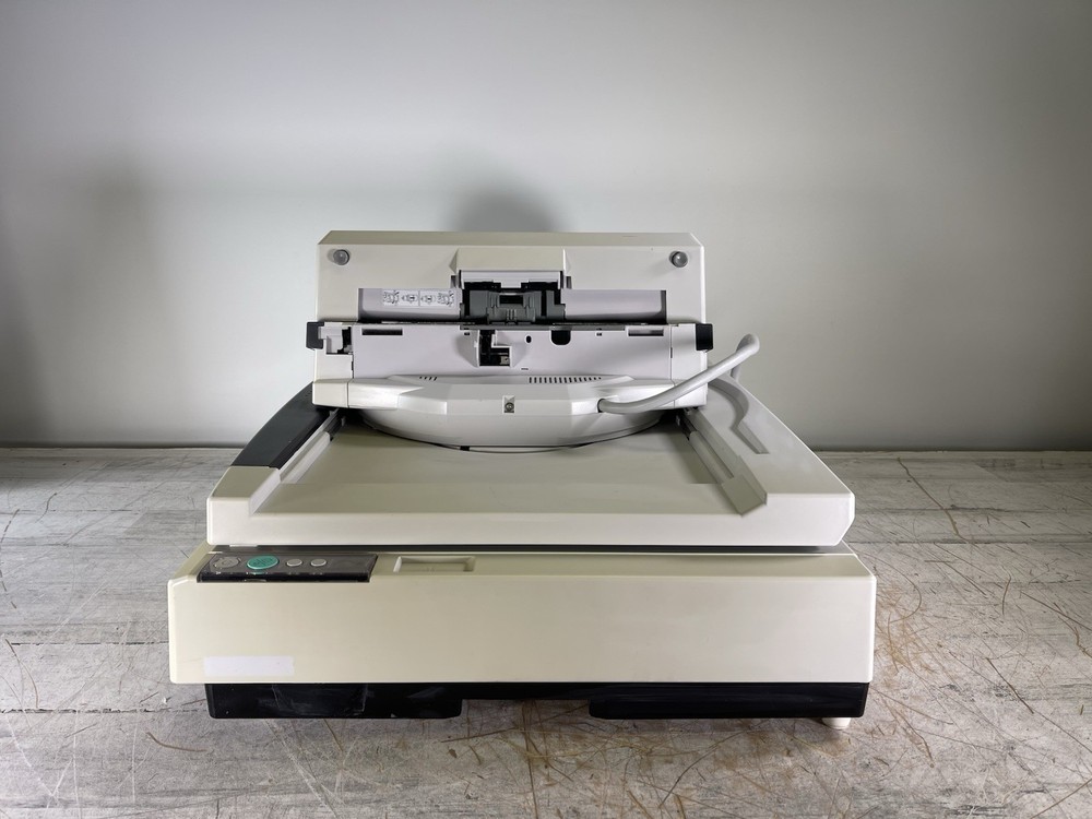 FUJITSU FI-6770 (PA03576-B165) FLATBED DOCUMENT SCANNER