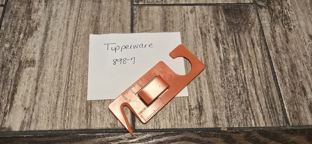 Tupperware Measuring Bag Clip Tool