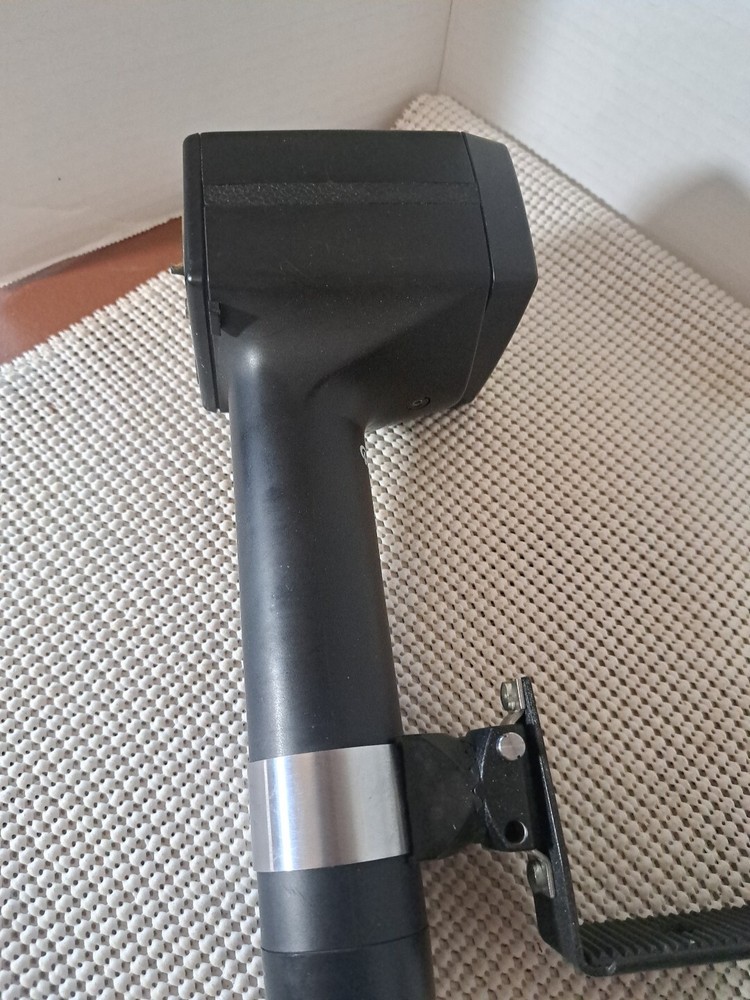 Rollei E36RE Electronic Flash Unit L- Bracket & Battery, No Cord, Untested 3560