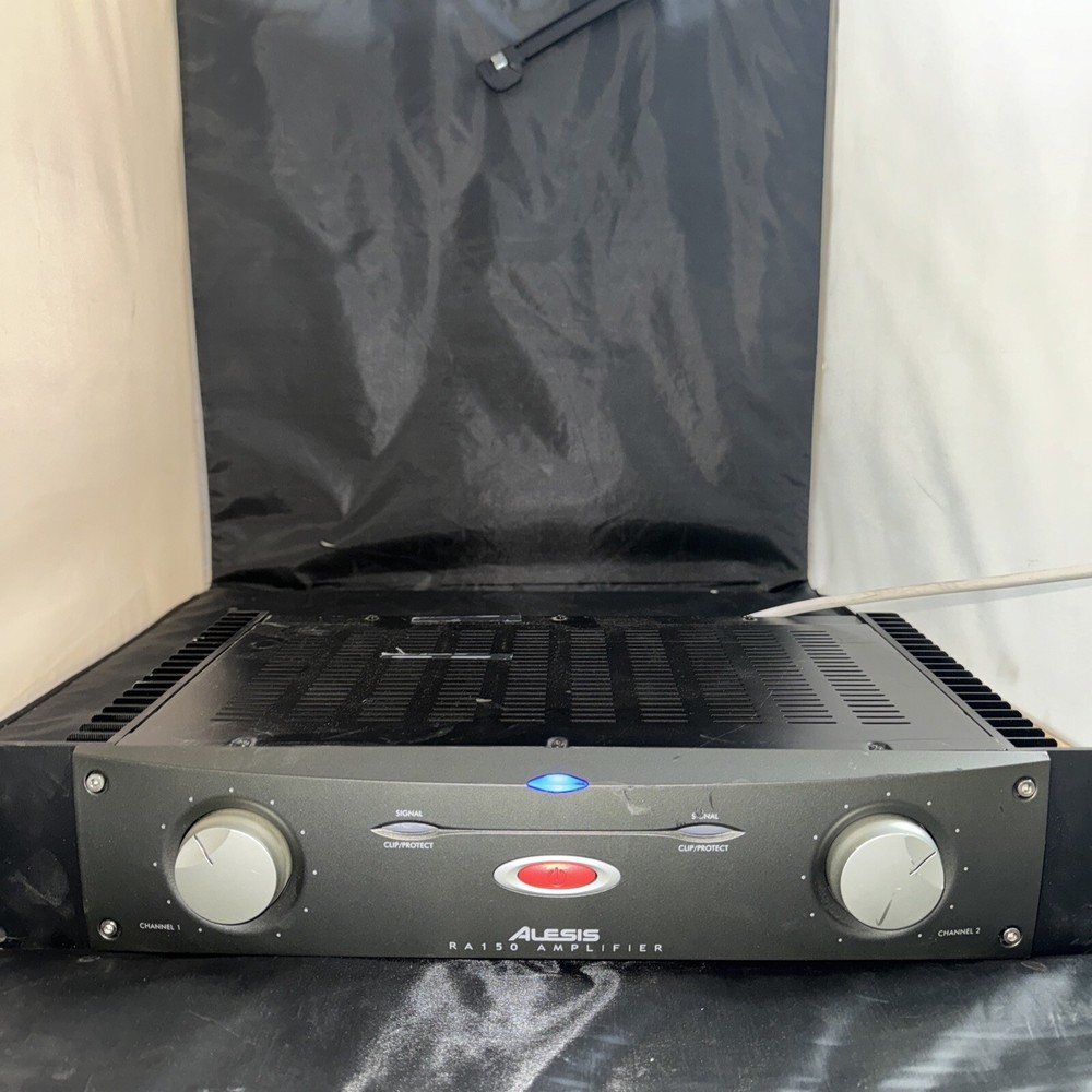 Alesis RA150 Power Amplifier