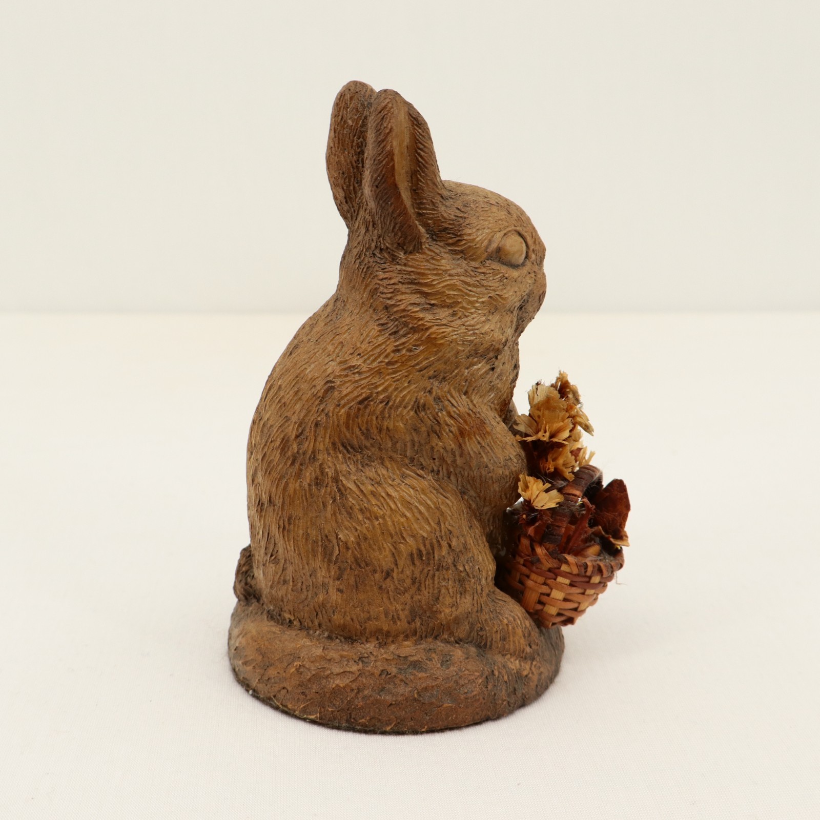 VTG Anise Rabbit Figurine United Design Corp Woodland Bunny w/ Basket Hydrostone
