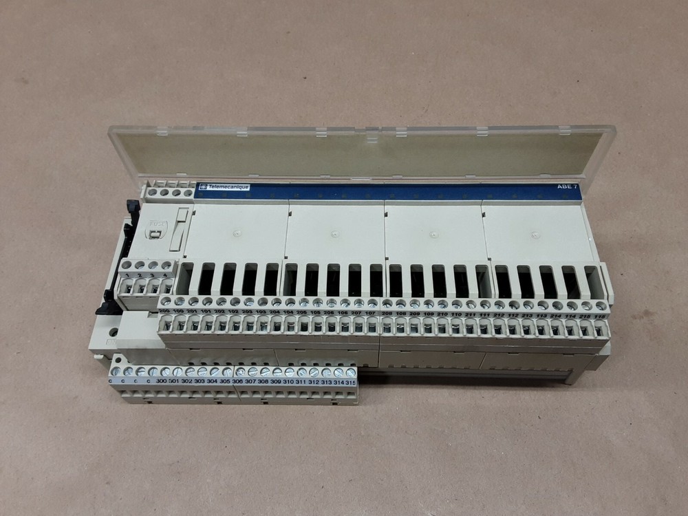 Telemecanique ABE7S16S2B0 Interface Module Connection Solid State #1081B19PR3*KR